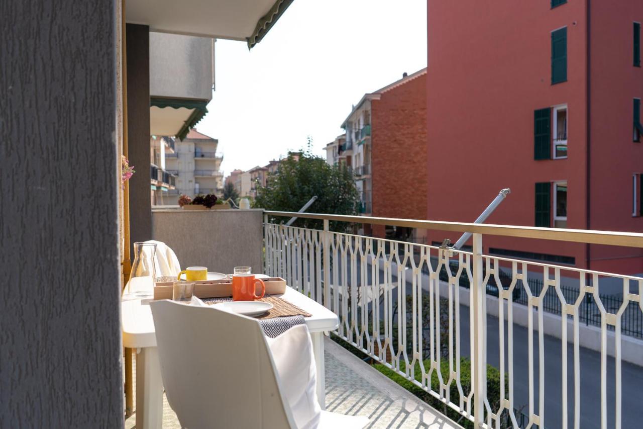 Pietra Ligure Downtown Convenience -Free Parking Apartment Екстериор снимка