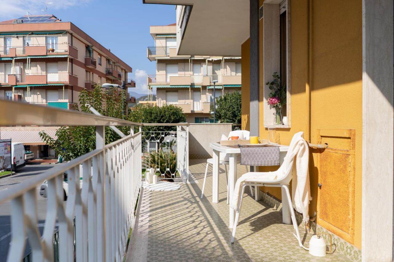 Pietra Ligure Downtown Convenience -Free Parking Apartment Екстериор снимка